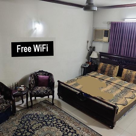 The Den Hotel Islamabad Luaran gambar