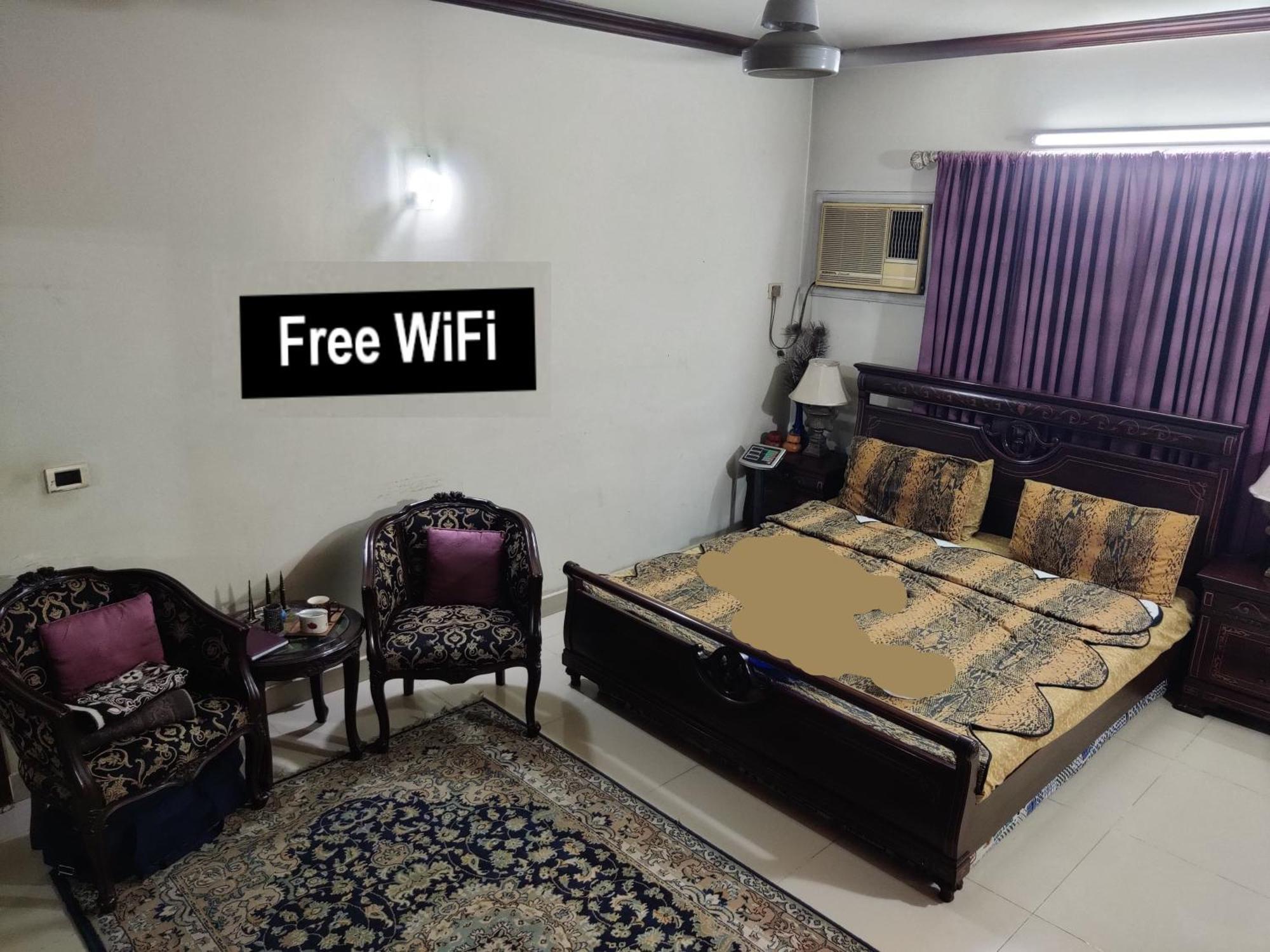 The Den Hotel Islamabad Luaran gambar